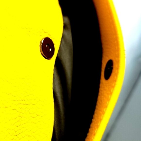 Tahari Yellow Leather Shoulder Bag - Picture 5 of 8